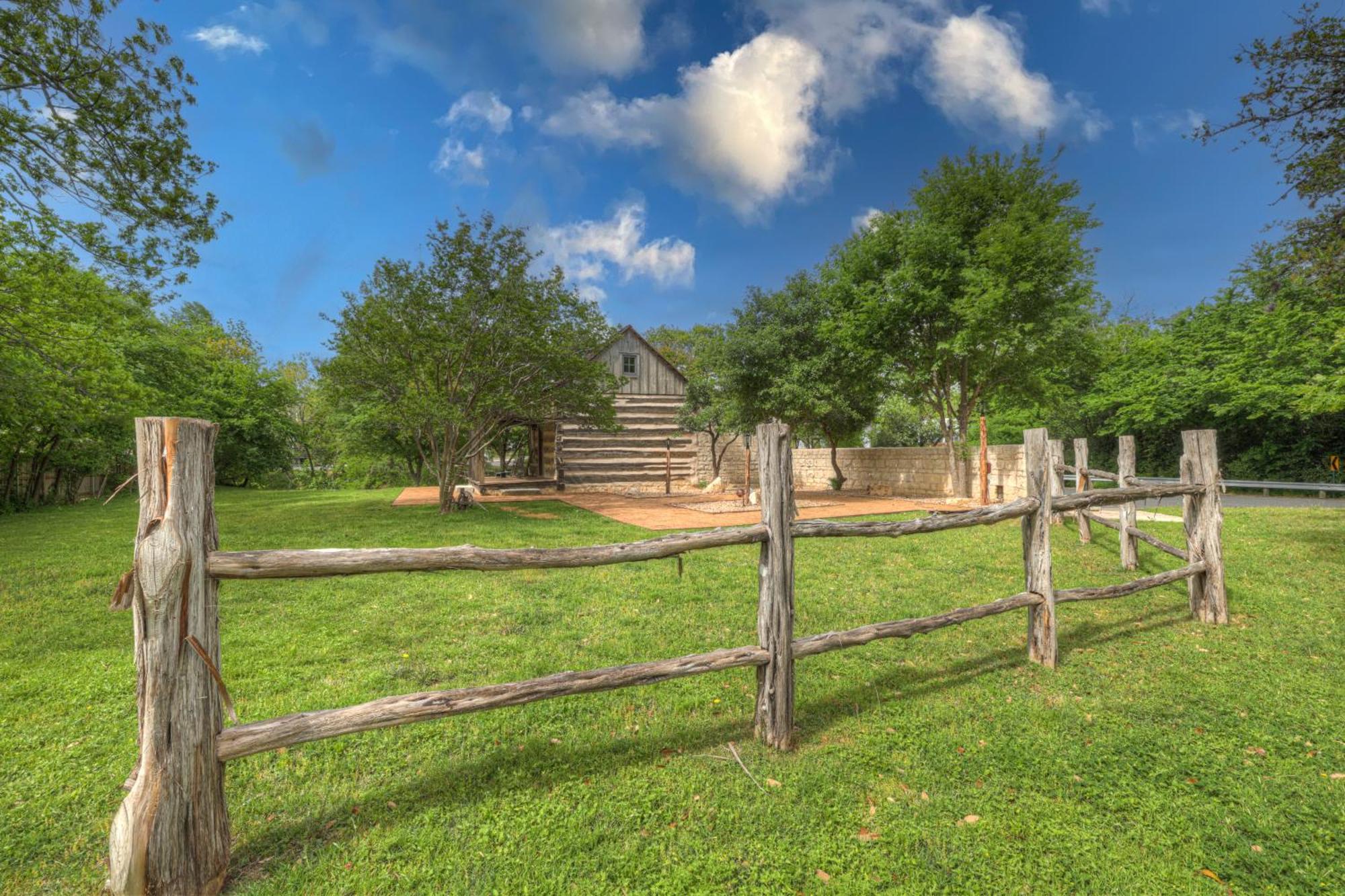 Town Creek Cabin Walk To Main St Βίλα Φρέντερικσμπεργκ Εξωτερικό φωτογραφία