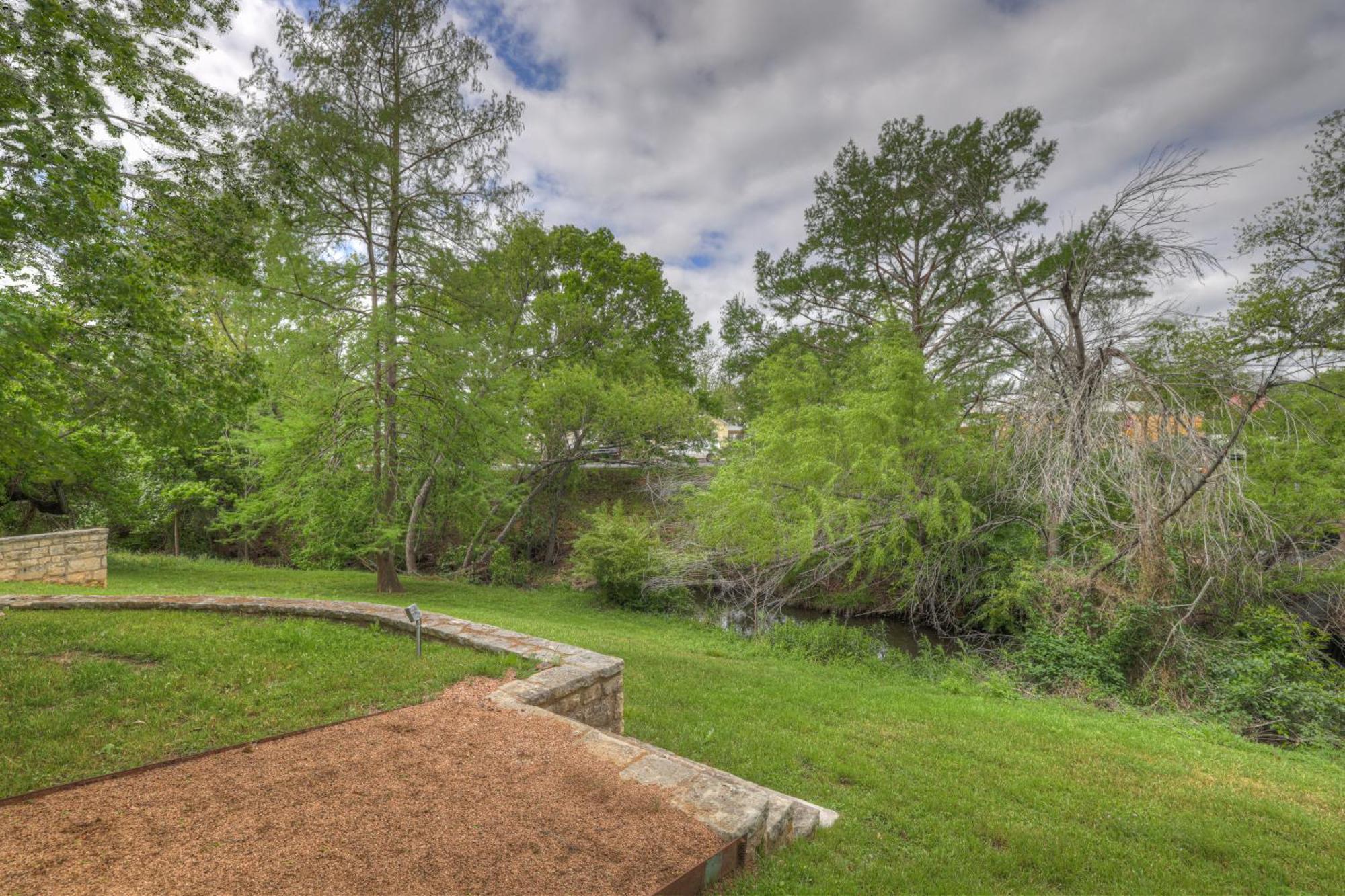 Town Creek Cabin Walk To Main St Βίλα Φρέντερικσμπεργκ Εξωτερικό φωτογραφία